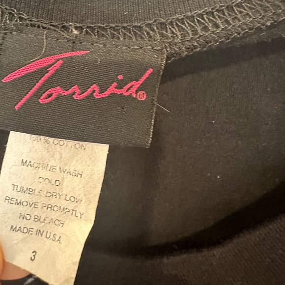 Torrid Twilight New Moon graphic T-shirt Edward Cullen RARE. Plus size 3 euc - Picture 2 of 6